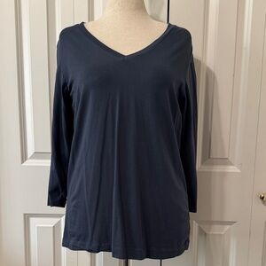 Eddie Bauer Women's Dark Slate Blue V-Neck Top